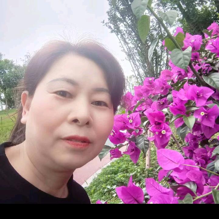 当我的闺蜜是霸道总裁🌚