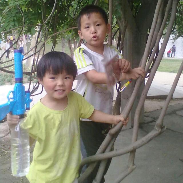 圈子不同别硬融