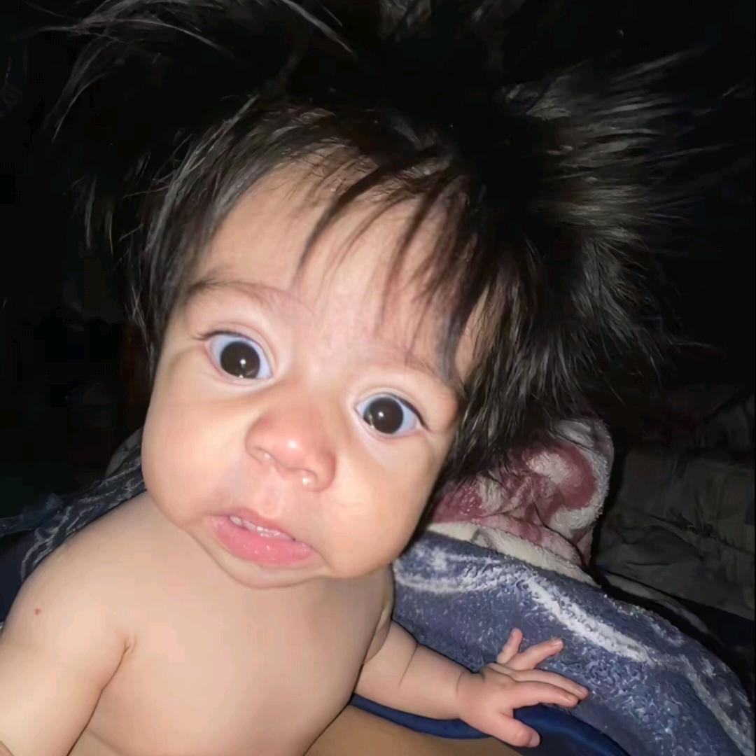 👀