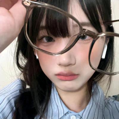 小陈.