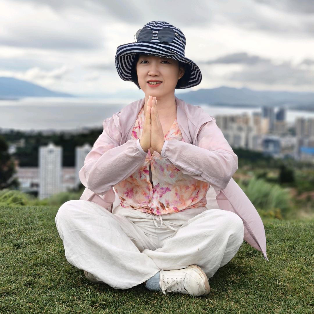 恒进家园读书会主理人兰姐🌻