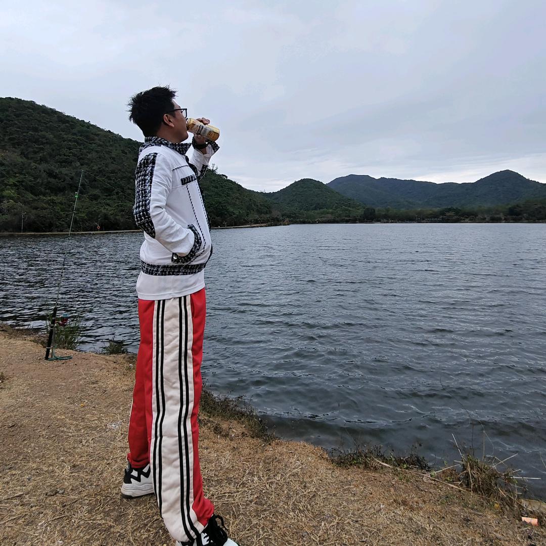 天明野摊烧烤