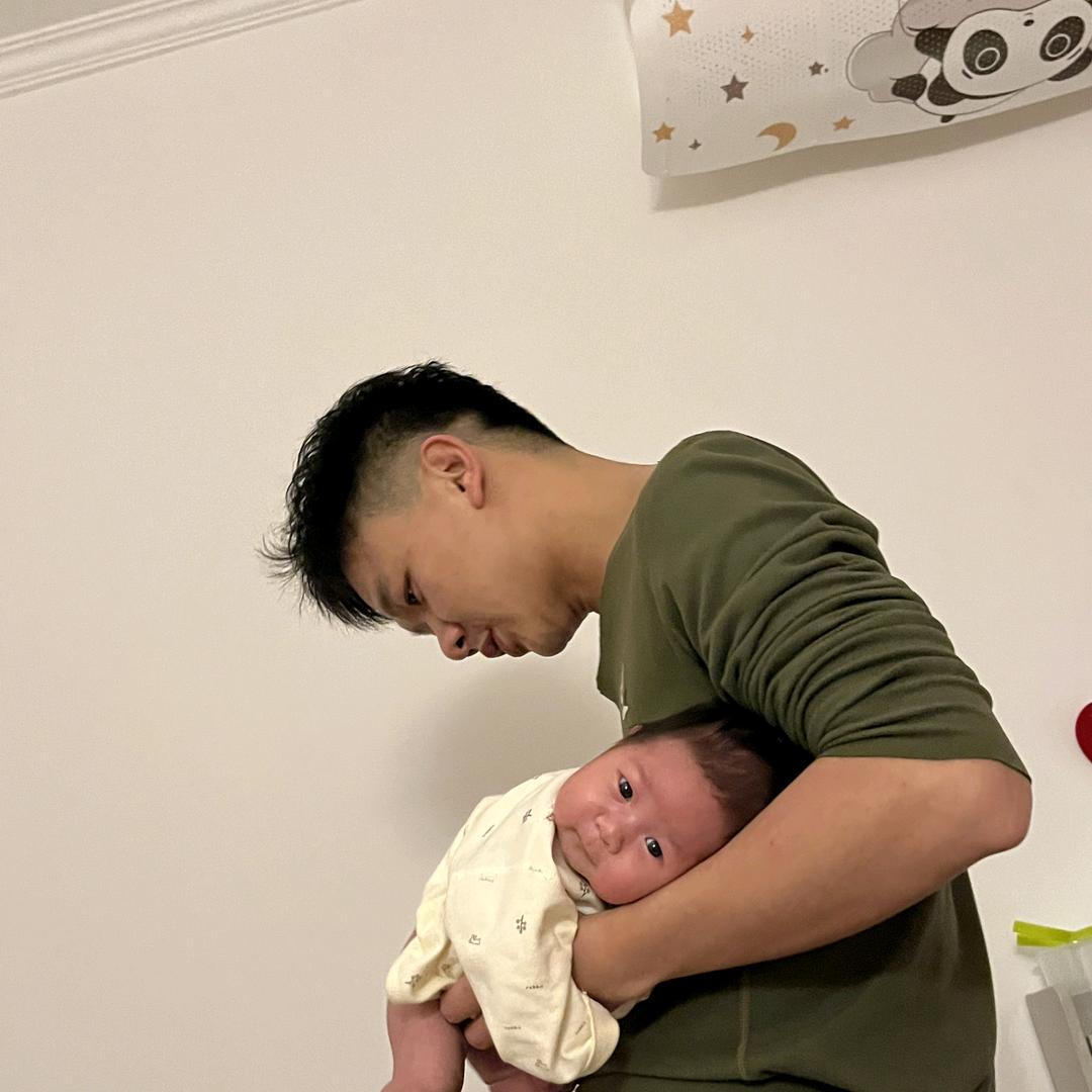 玥玥爸