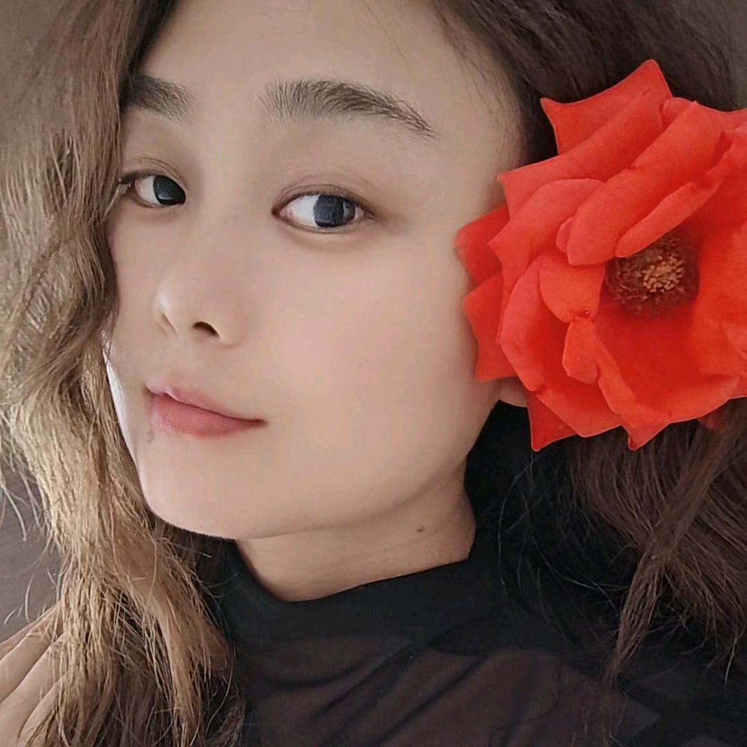 ✎是～进吖