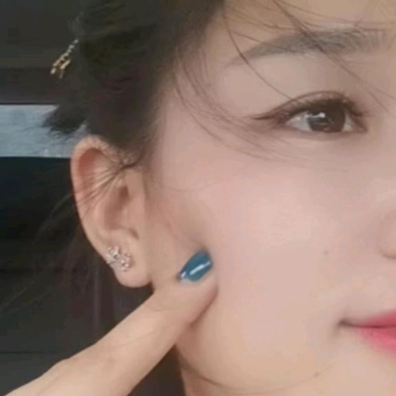 越努力越幸运。