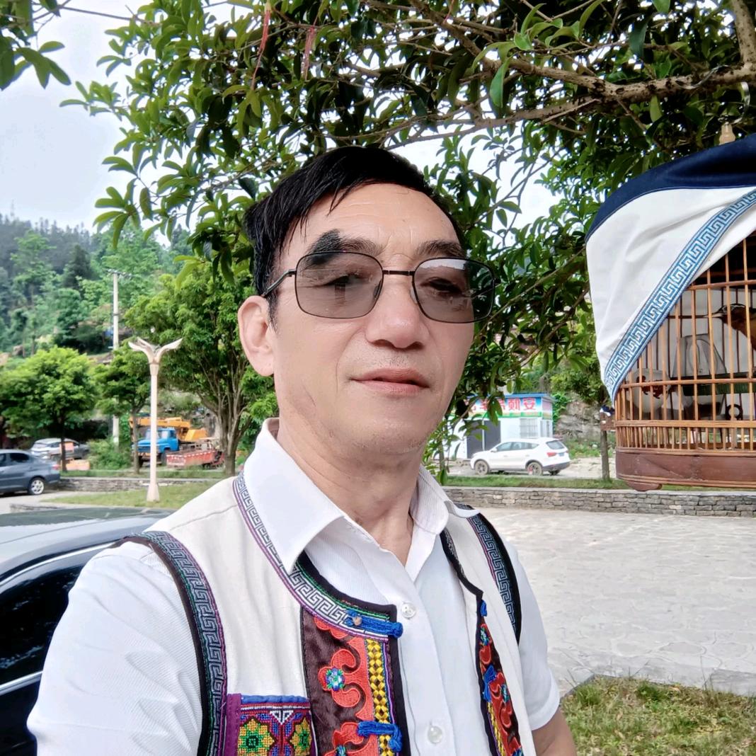 专业写读祭文，承接唱孝歌打大鼓花灯等张师