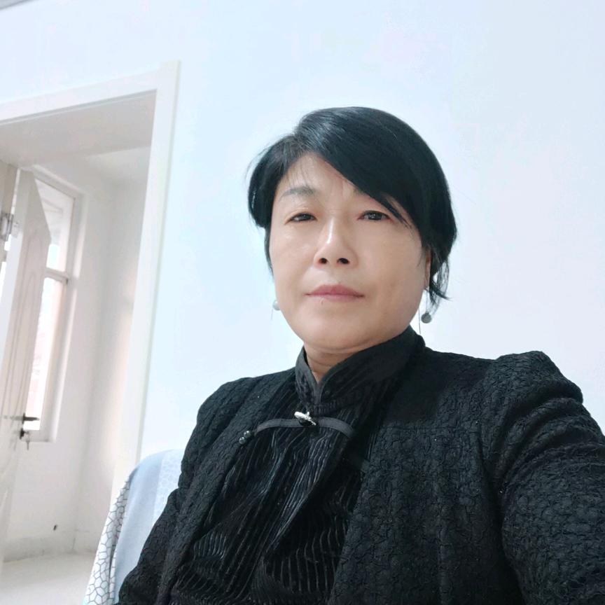 倪。自由自在。往前走啊。走一步看一步。