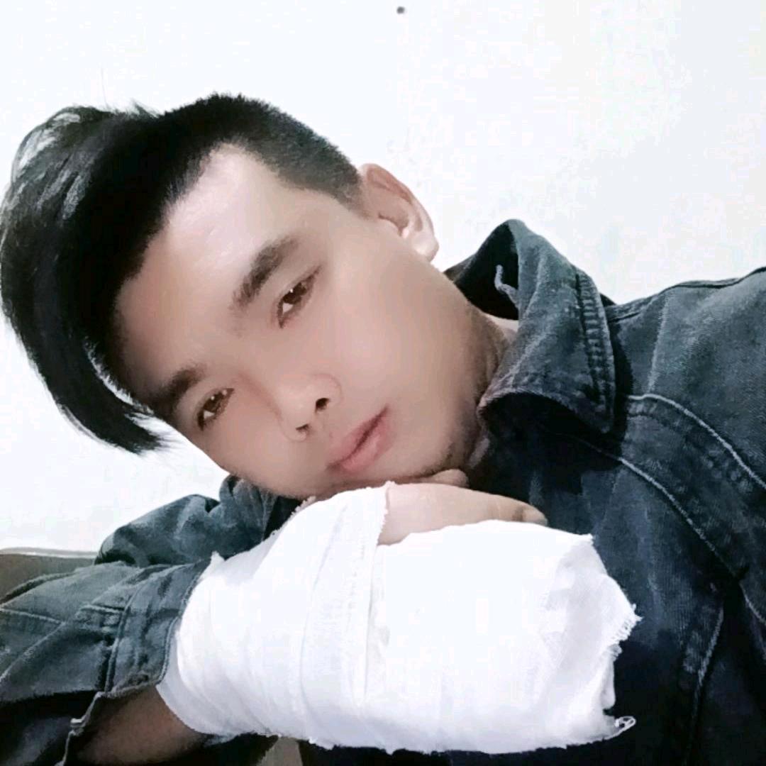 西瓜🍉小哥哥，