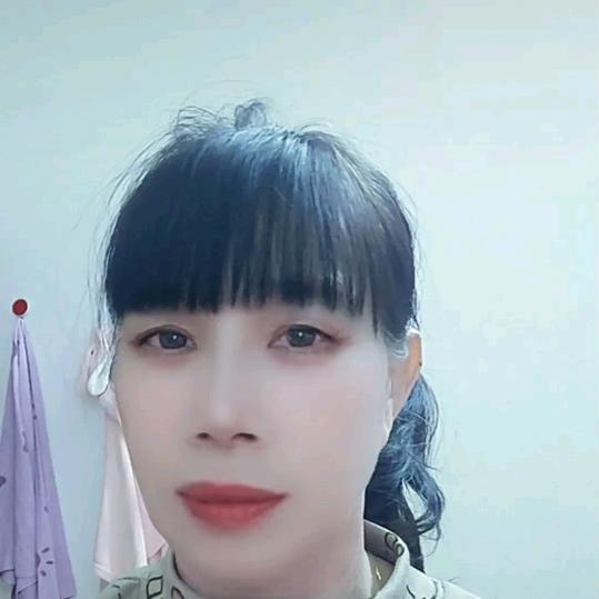 玲玲r