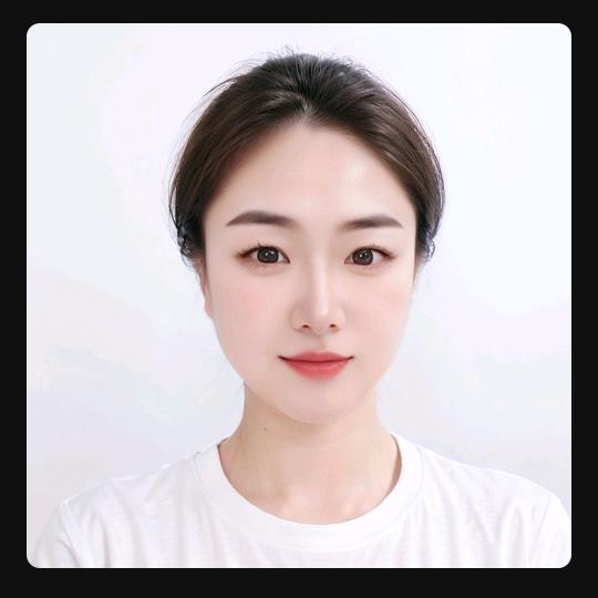 🌸四十🐣🐥而已🌸