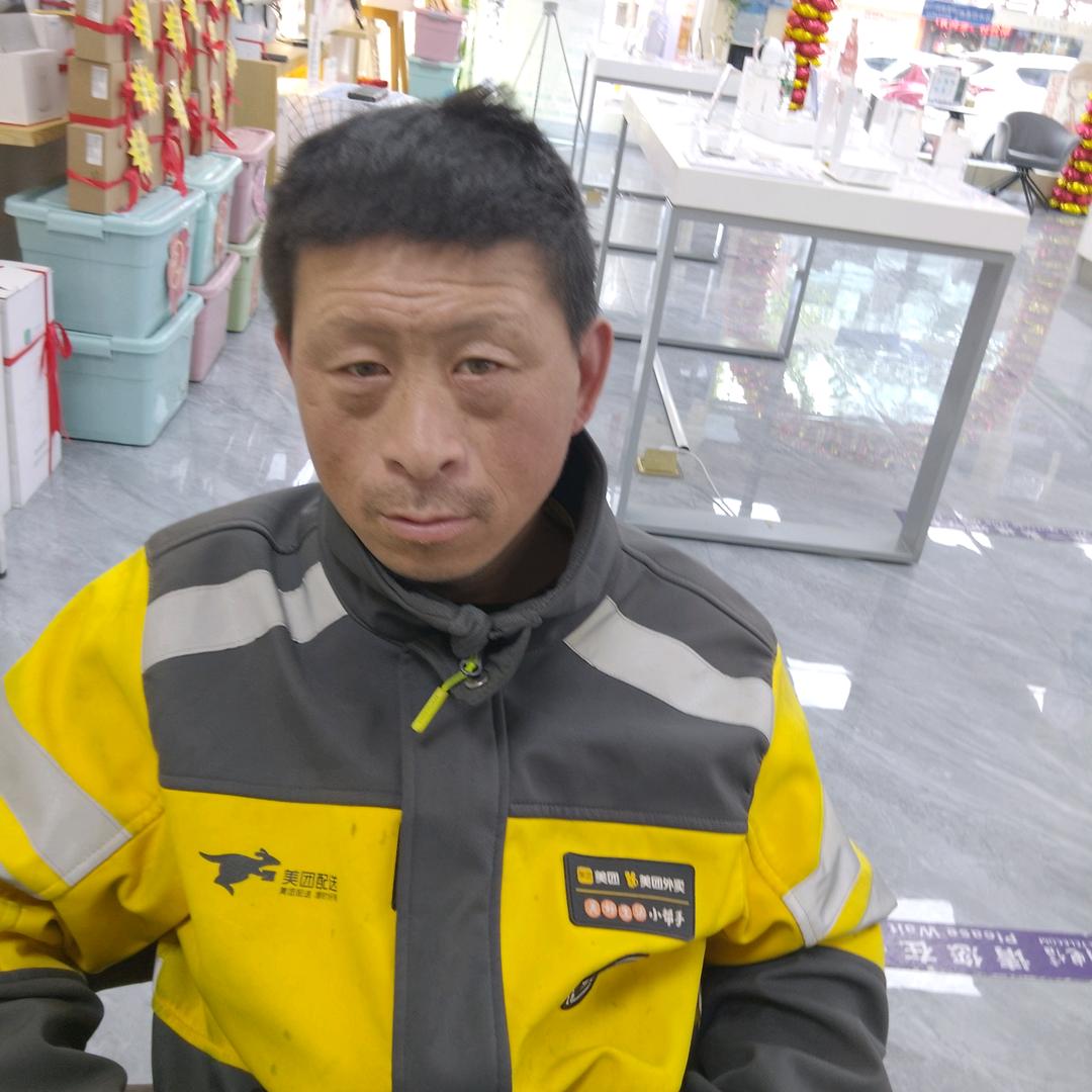路庆磊