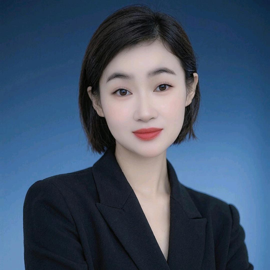 翱翔的燕子
