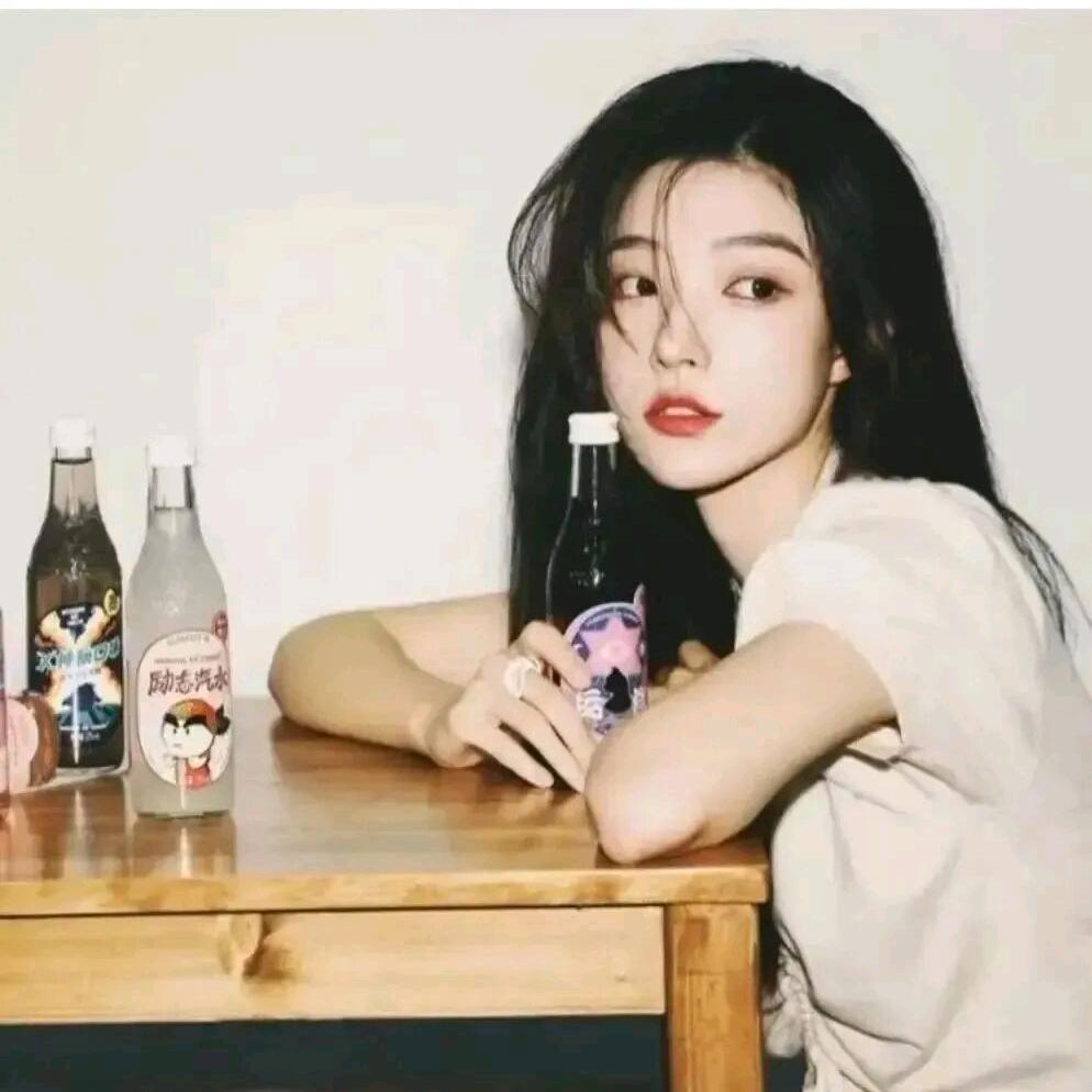 余鱼鱼鱼 ฅ