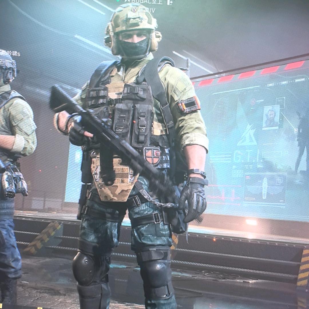 三角洲纯绿跑刀路飞（三角洲行动）