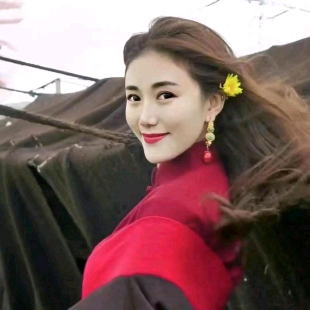 {娜娜💅小号}