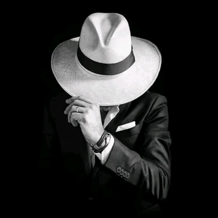 . 岁月︷如隐疾ノ