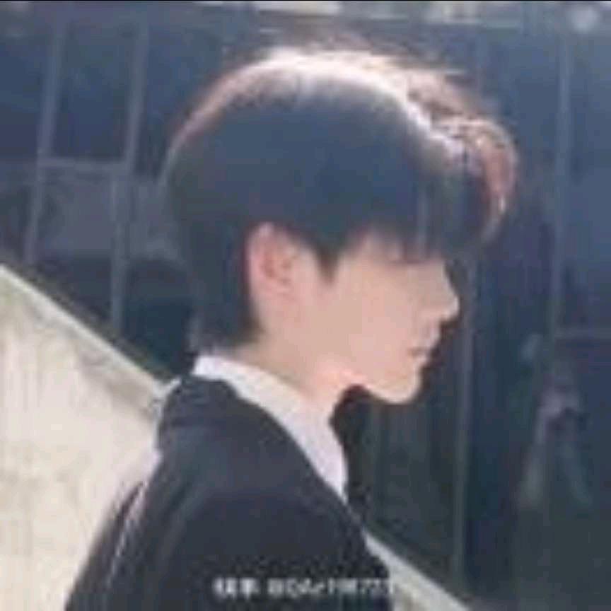 顾伟龙