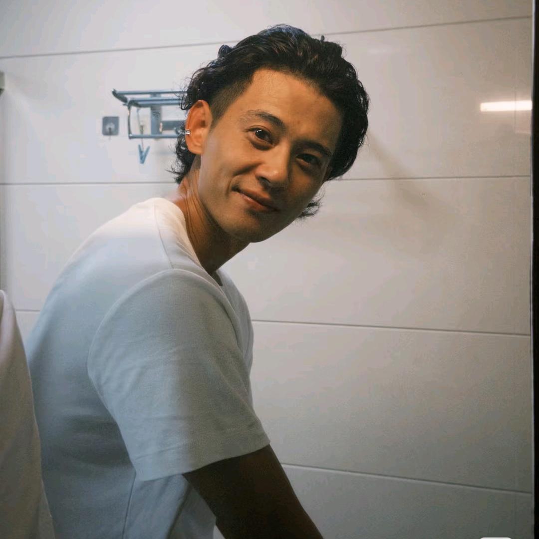 俊