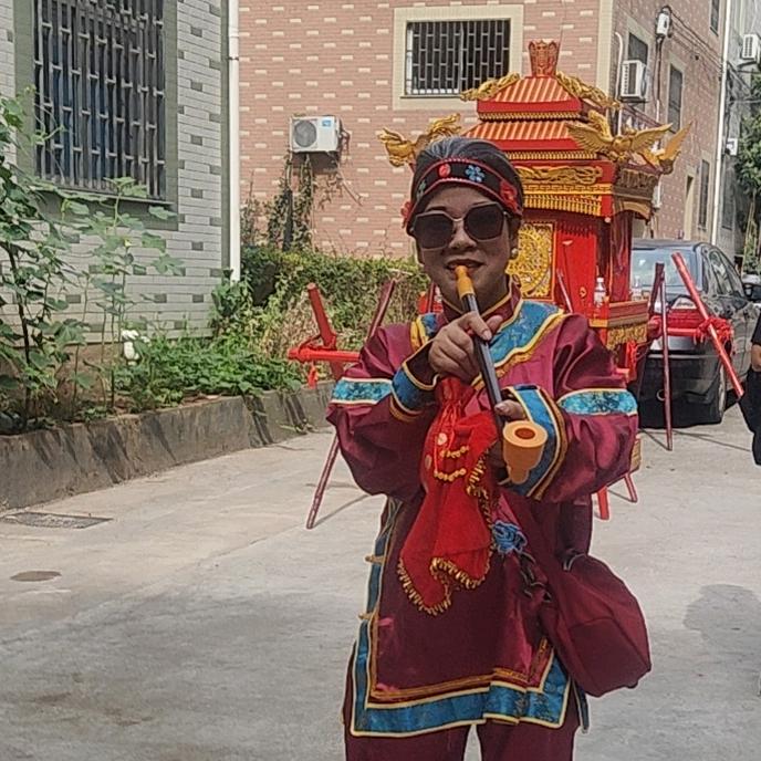 英姿铜管乐队
