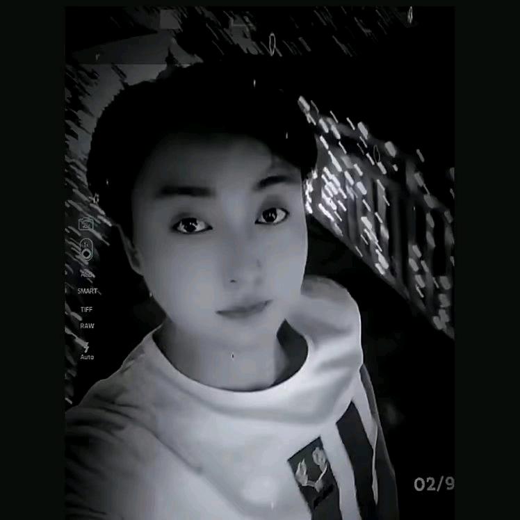 彝小吐