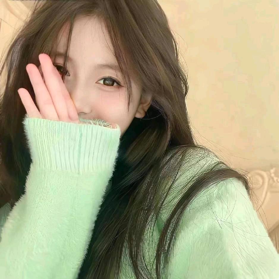依依✨