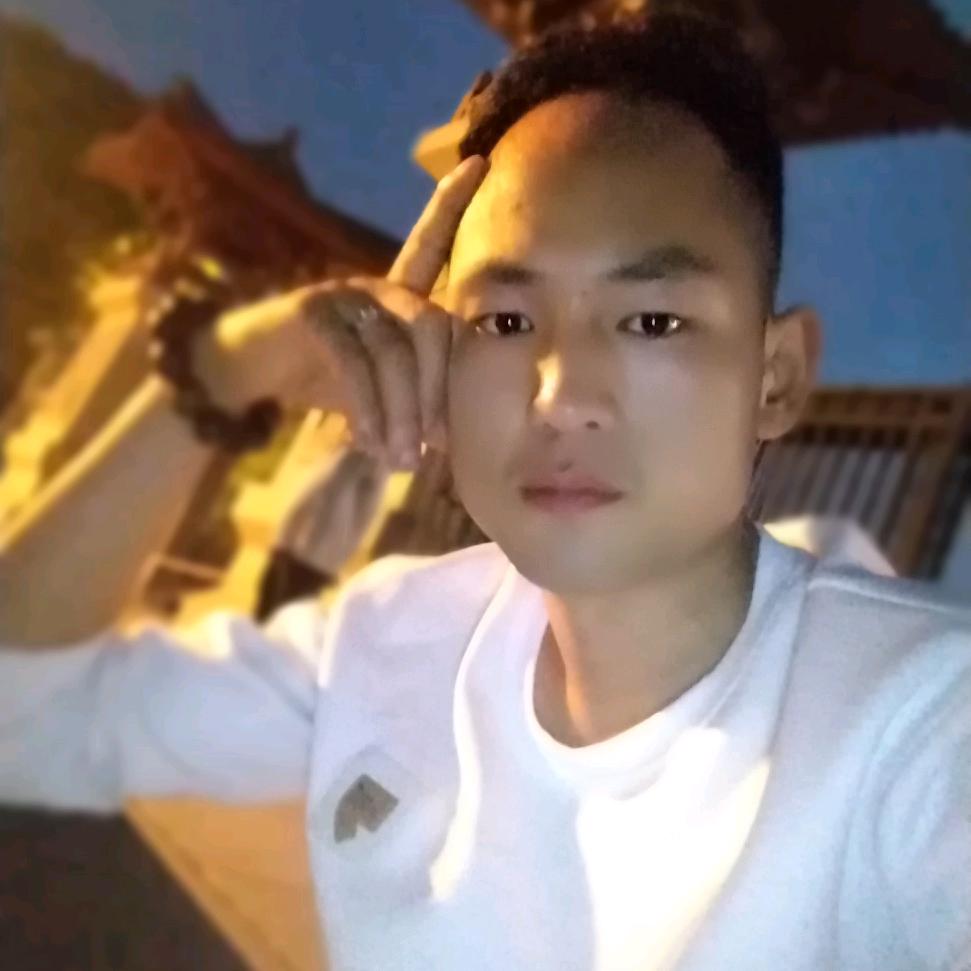 二龙🐉5522177332☺️☺️☺️