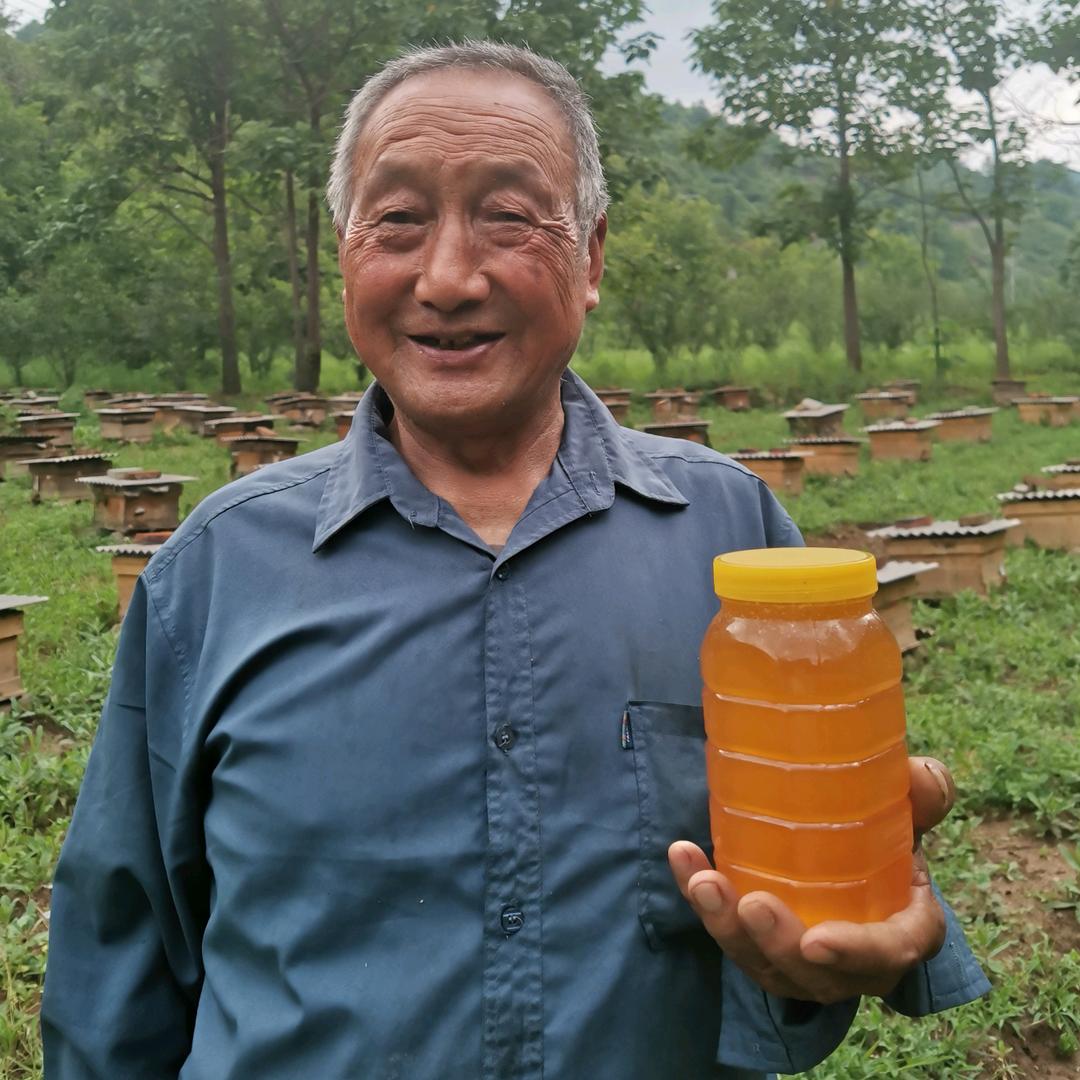 王世平。