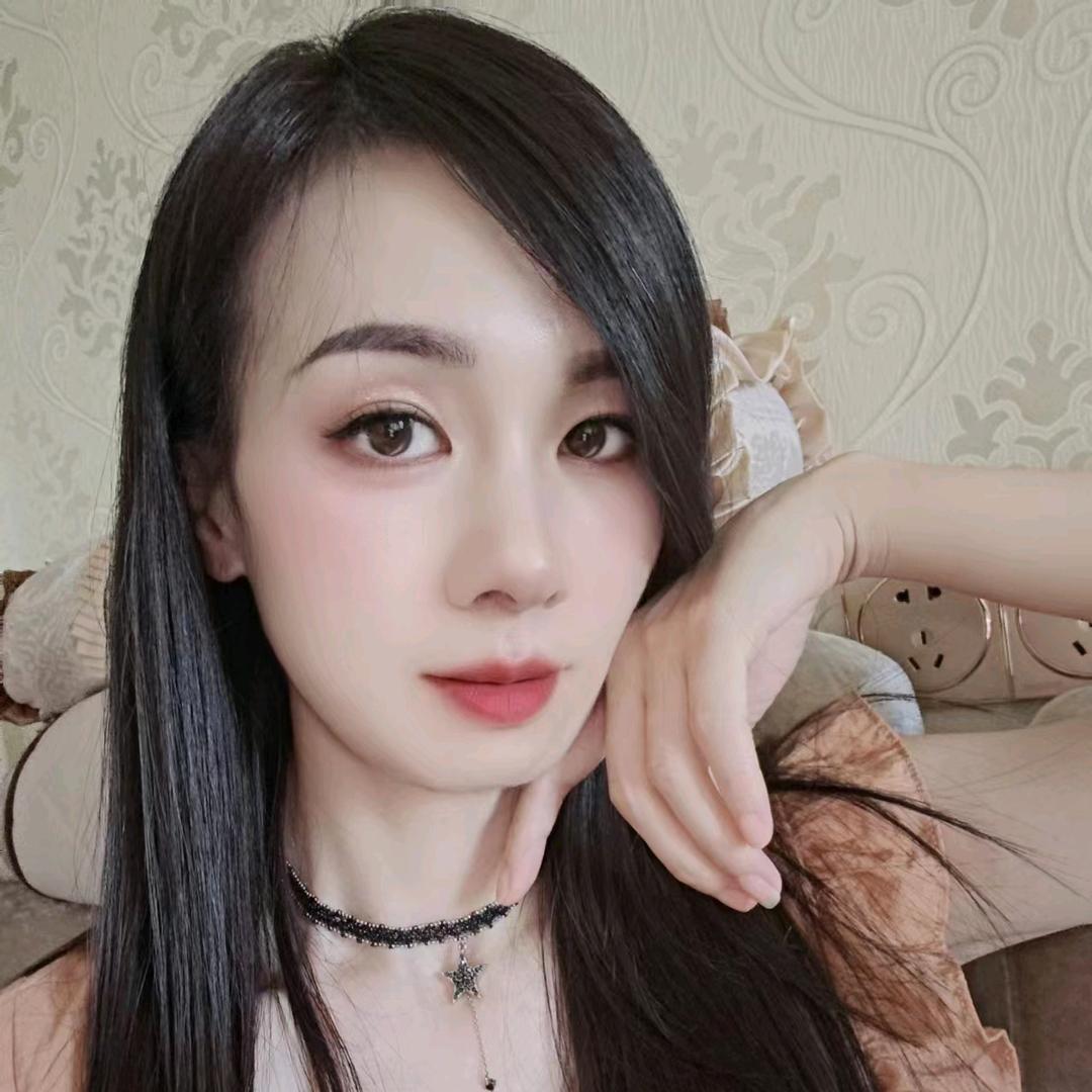 飞飞.