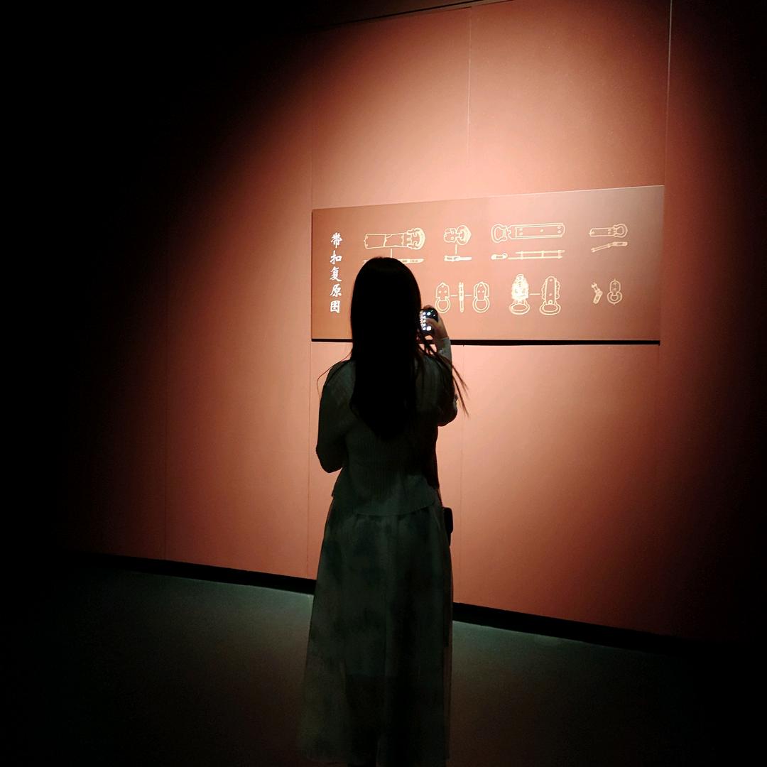 〆婷落满茶