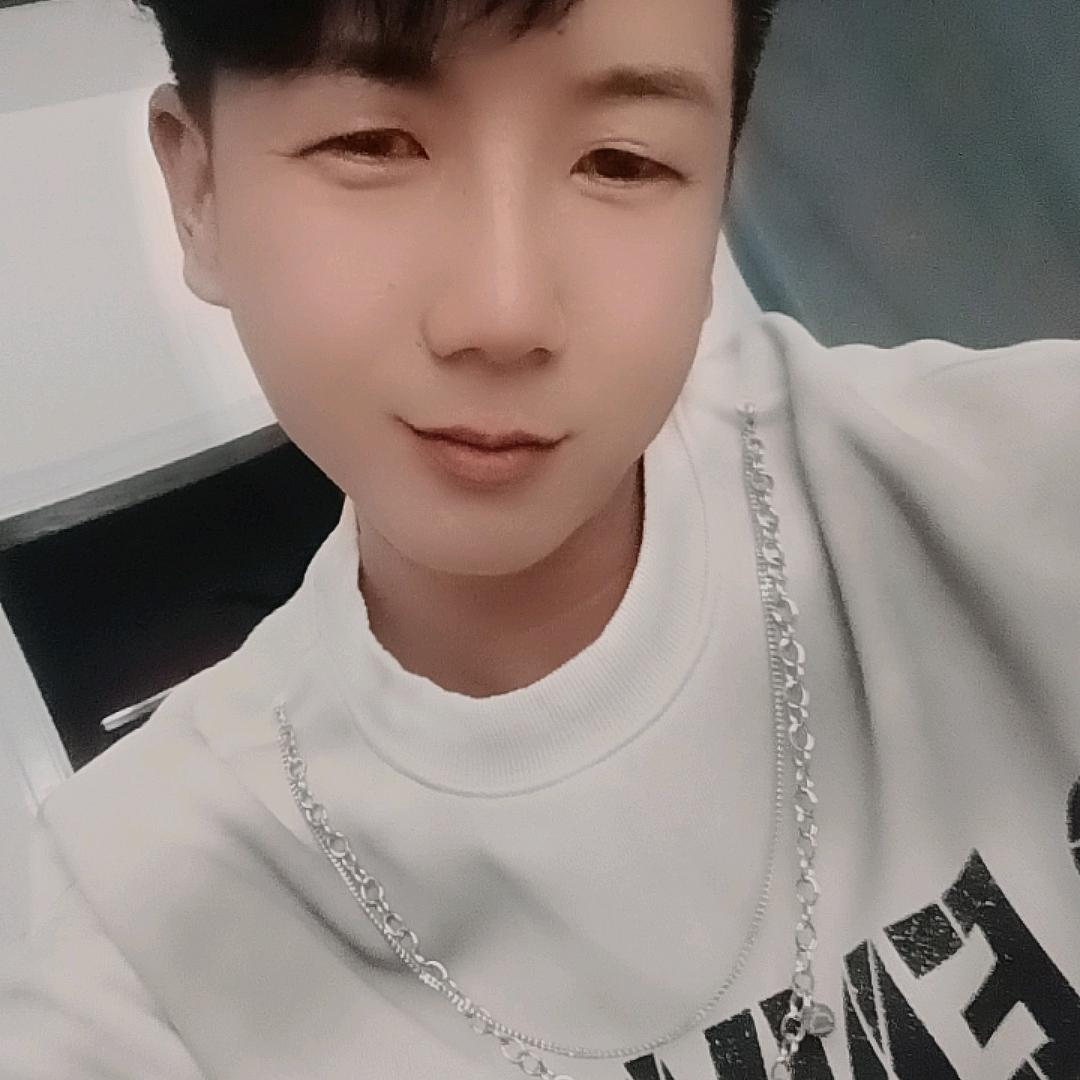 @小眼不💞迷人🌹🌹🌹