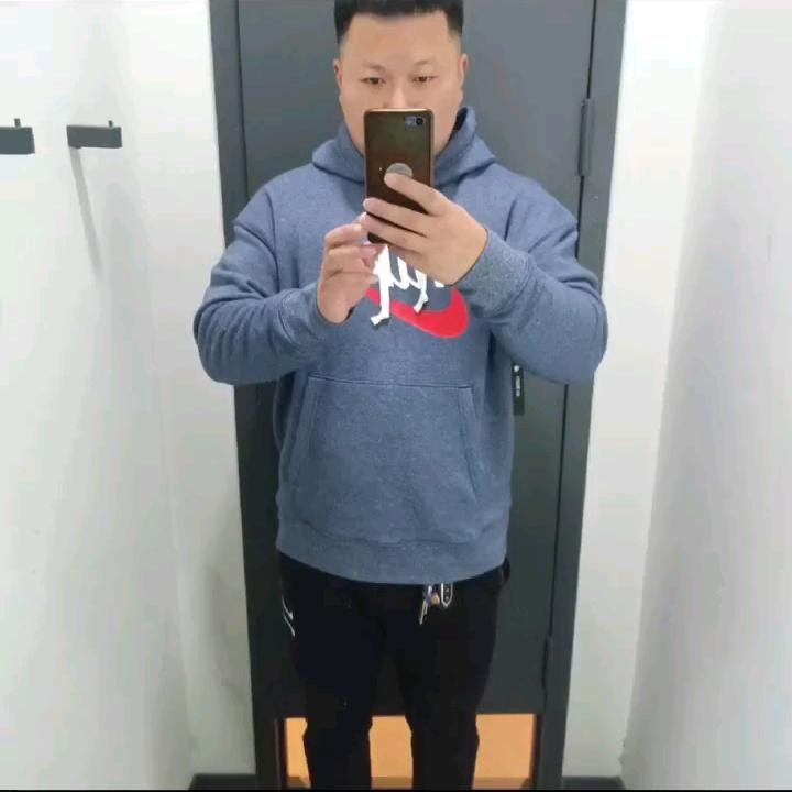 90后男孩