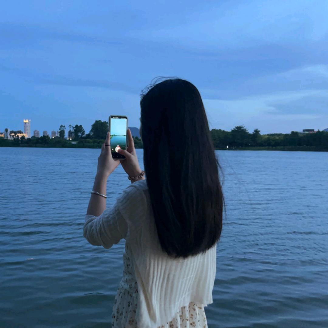 黄花菜🌼 🍑