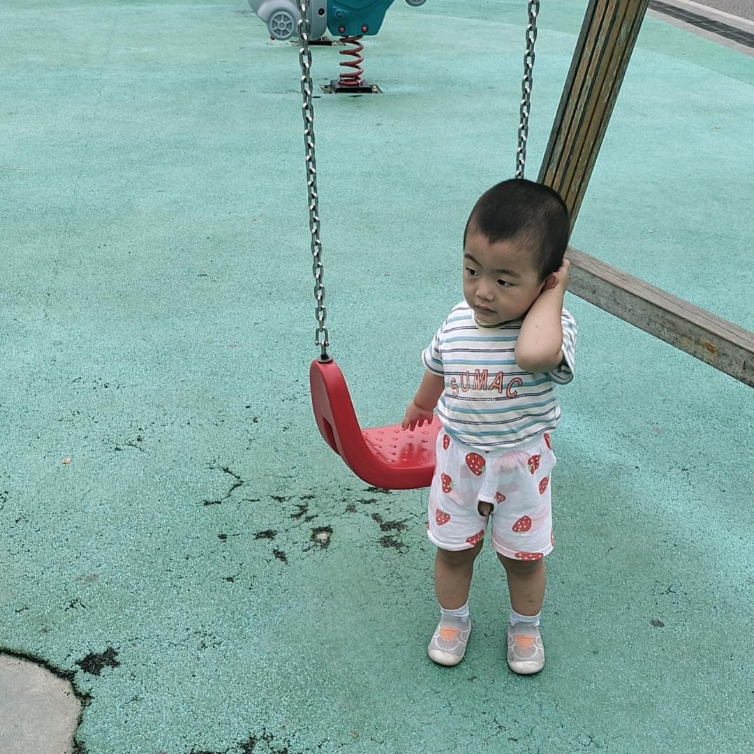 @玲