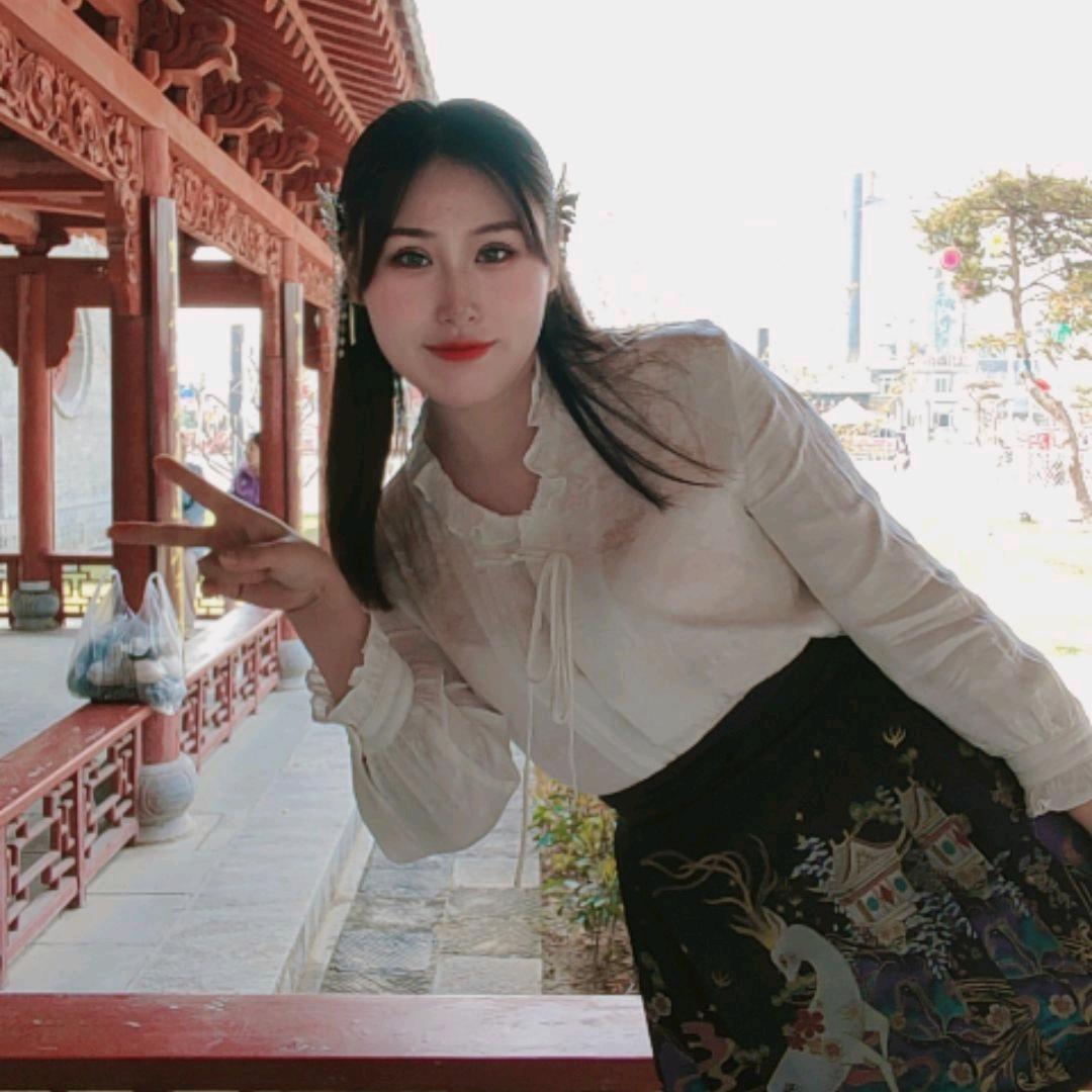 叫我乐乐💕