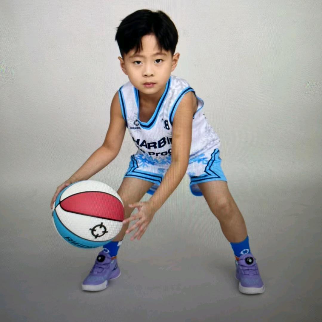 篮球少年  得得