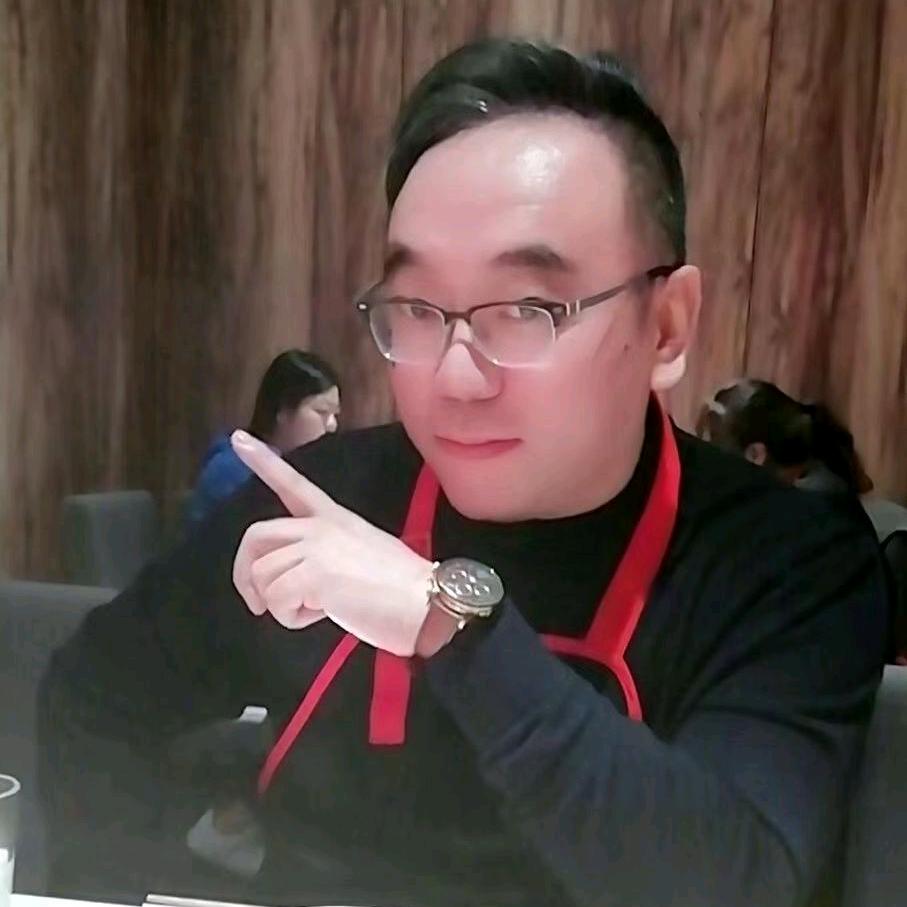 鹏哥吃起来
