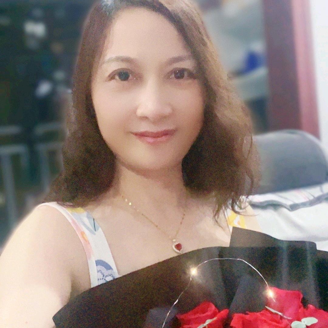 腊月姐(一个人在苦撑着)