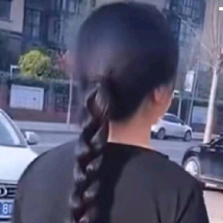 真诚实在。王红梅