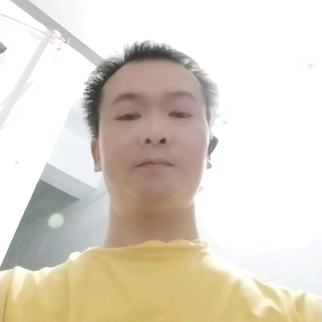 爱你的人