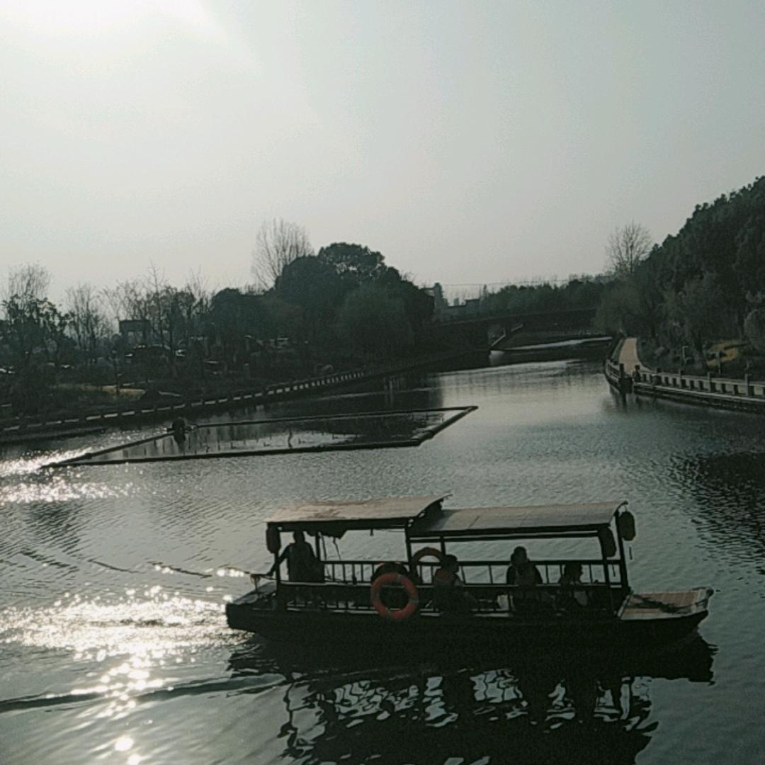 ღ᭄转身陌路💞ঞ᭄༊