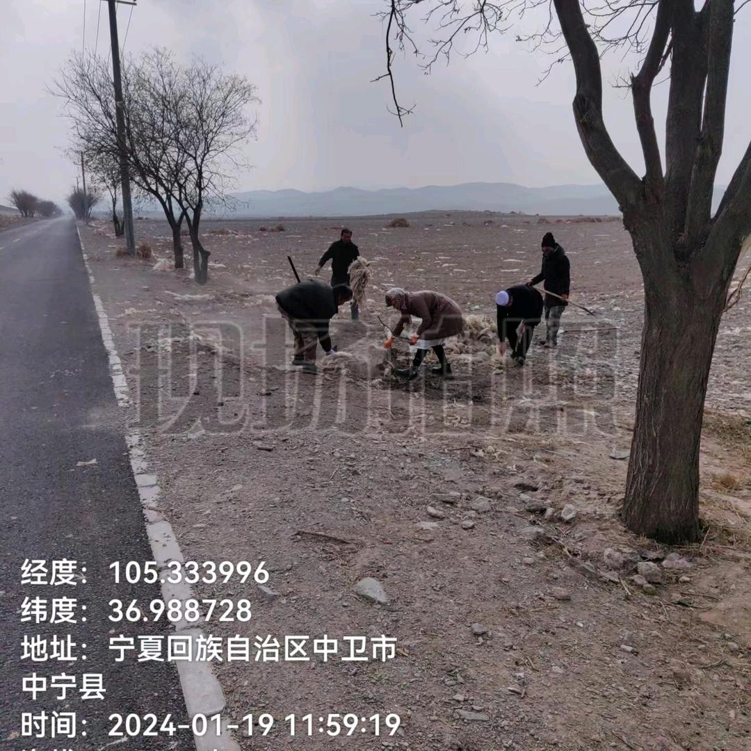 人穷衣服破，说话全是错