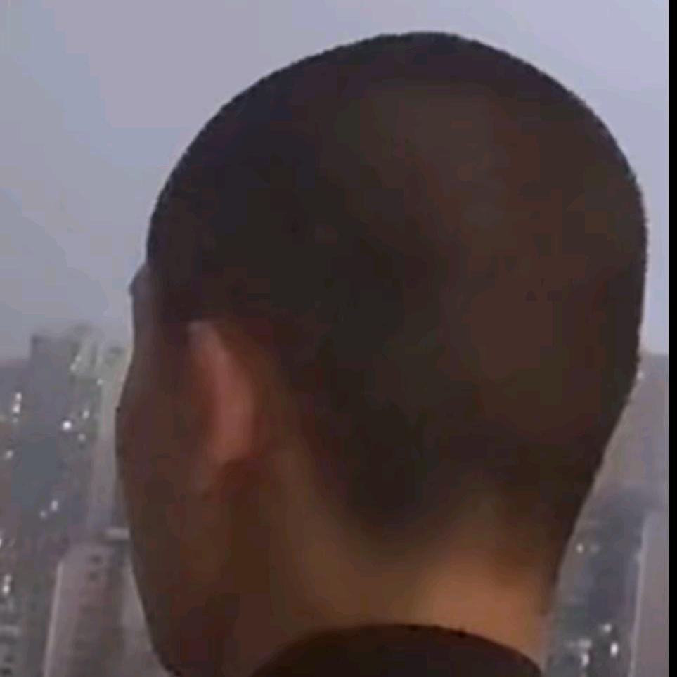 🚬᭄痞帅ღ先ζ生: