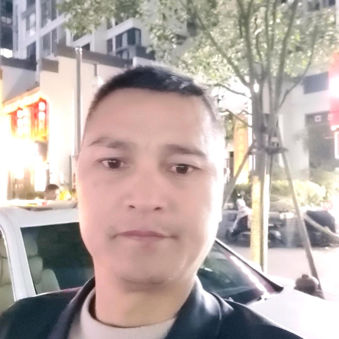 黄宇