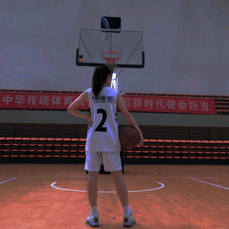 梦见了个瑶