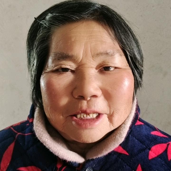 黄纯珍