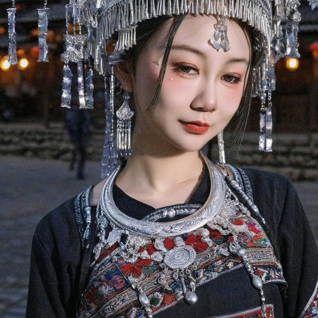 發财至上