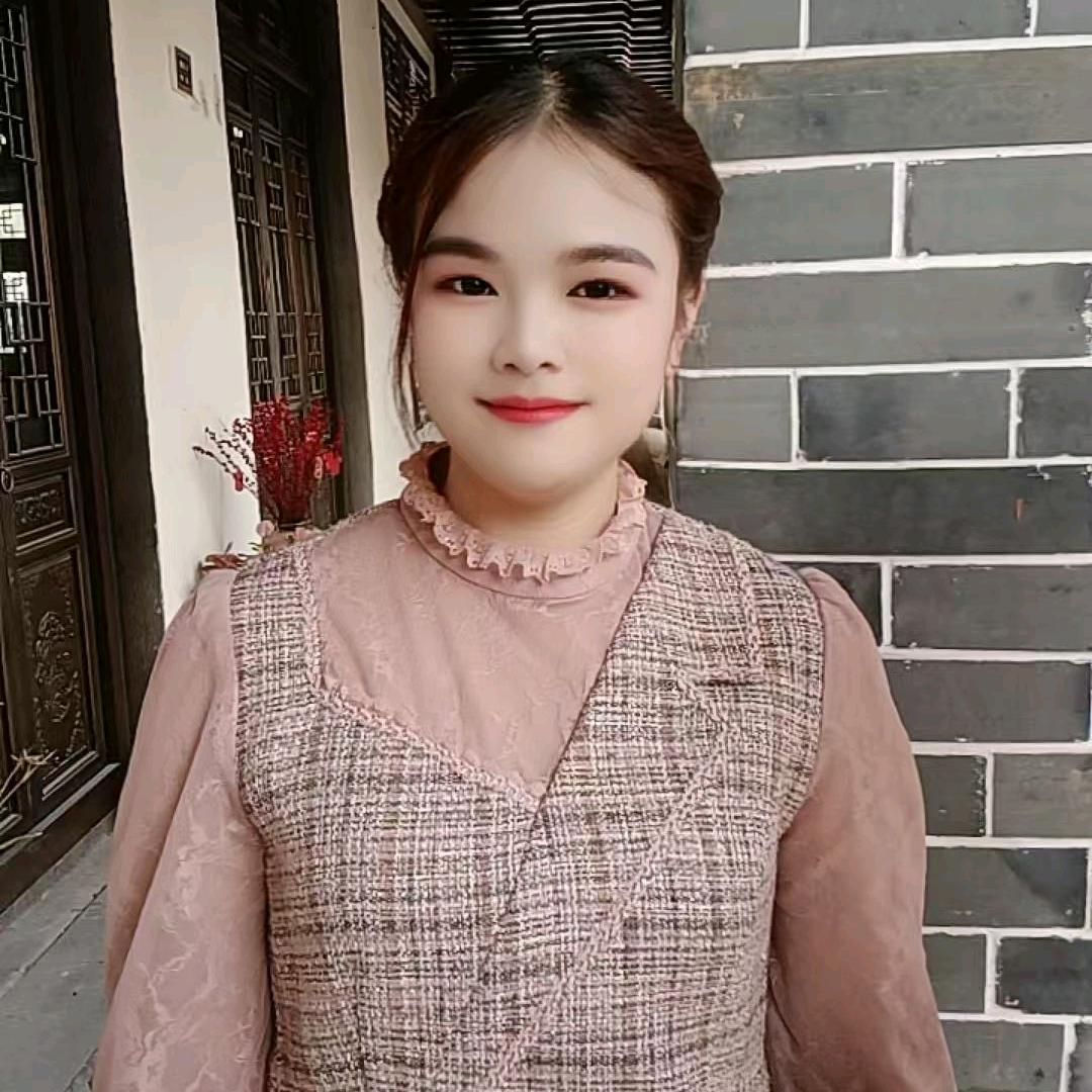英子