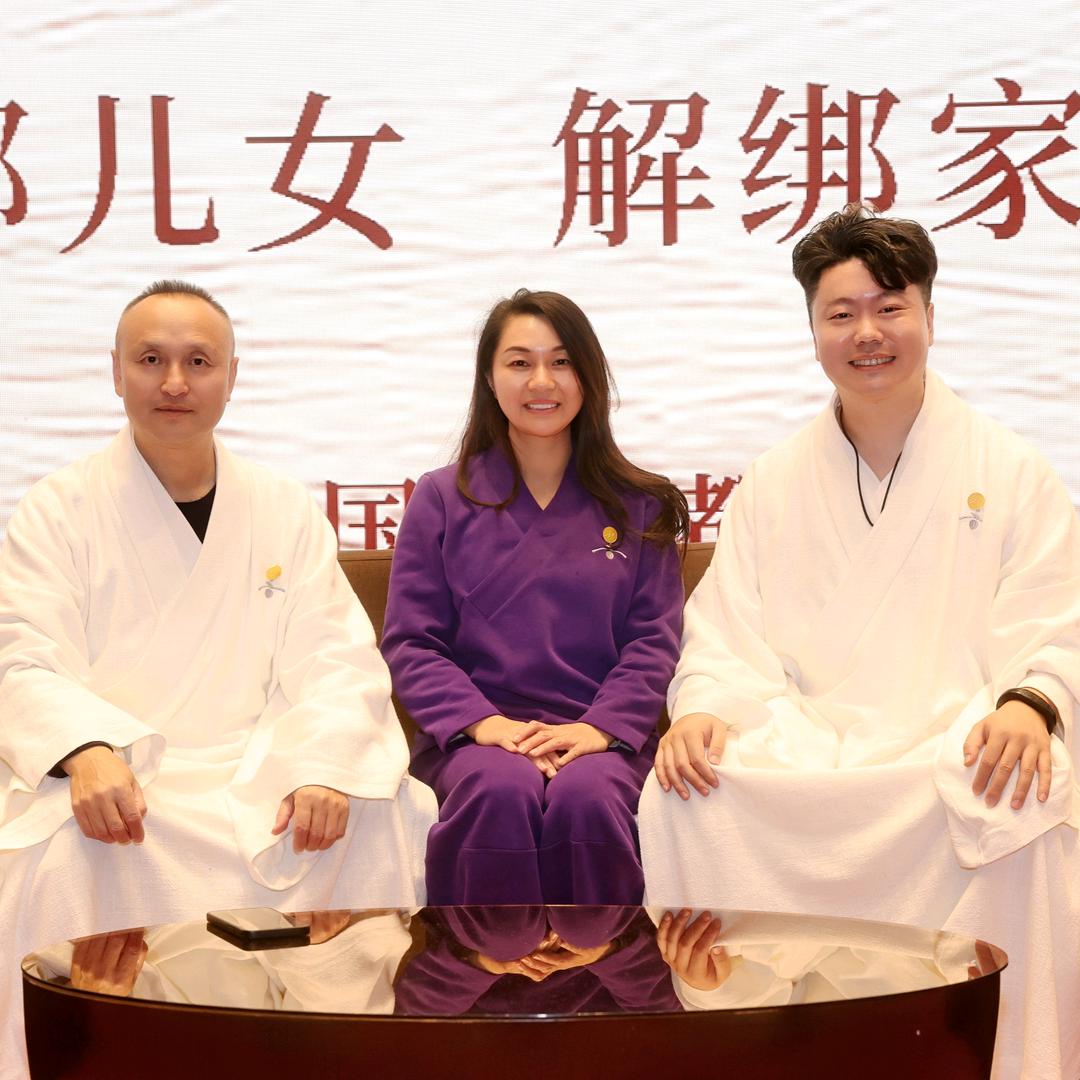 瞥见明月 舒闻