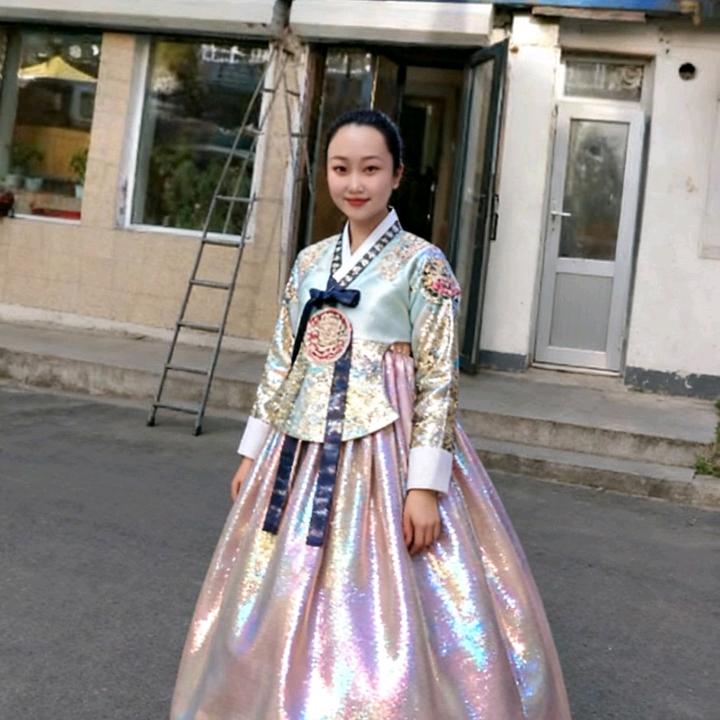 军蕾日韩干调批发~黑妹