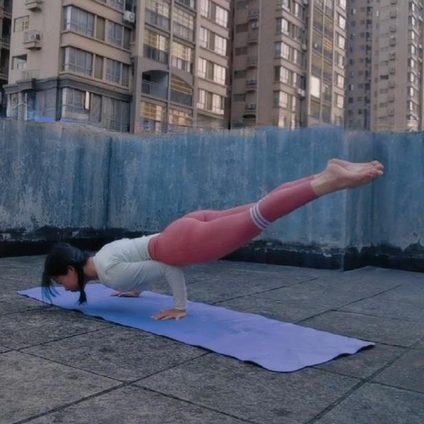 可仙儿爱上瑜伽